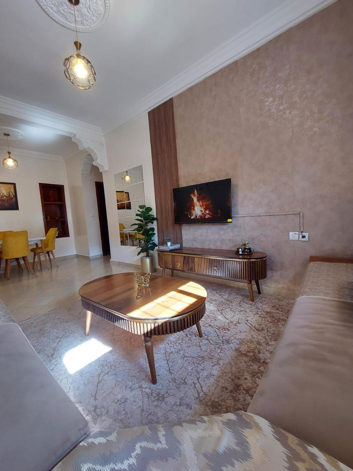 Charite Host Appartement , Wifi Et Parking Gratuit Agadir Exterior photo